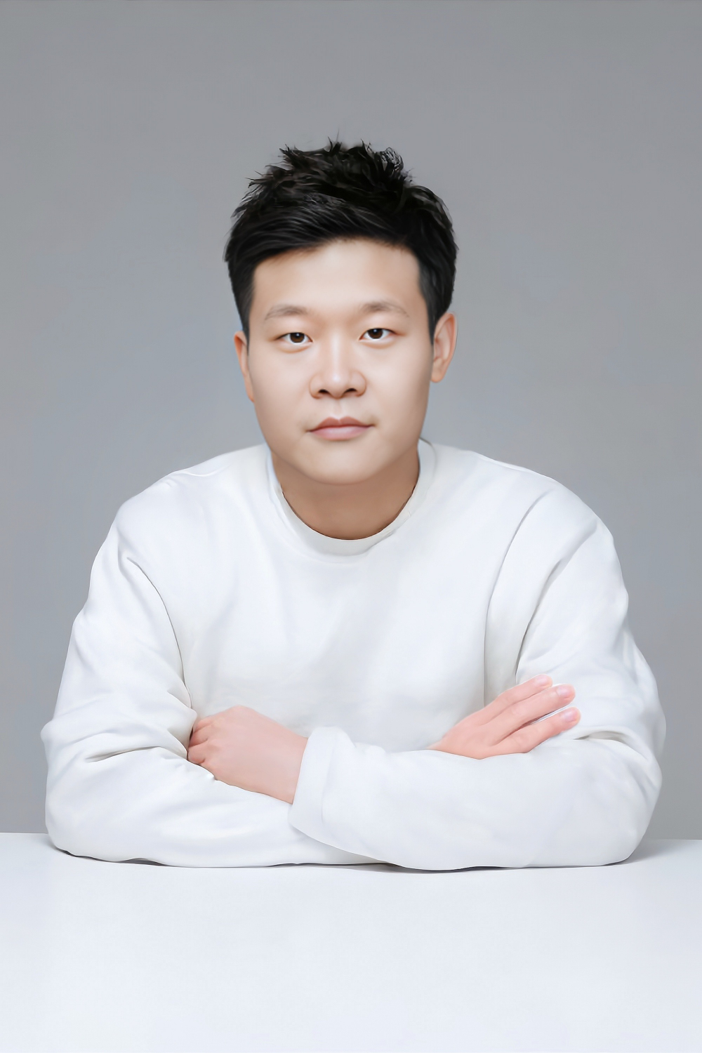 成都 代明个人头像